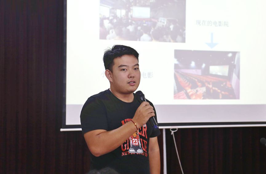 葉榮添新浪微博最新動態(tài)，聚焦時代熱點，傳遞正能量