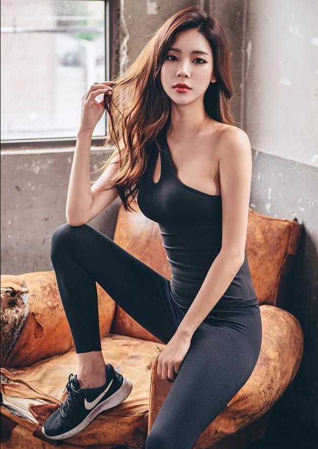 最新加勒比美女O31的魅力與風采