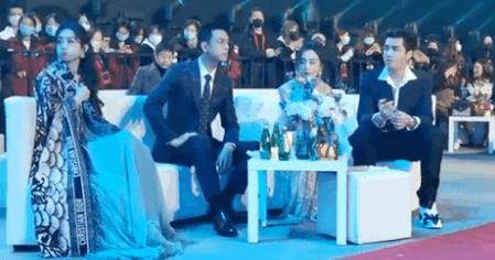 楊冪與天佑的最新消息，星光璀璨，引領(lǐng)潮流