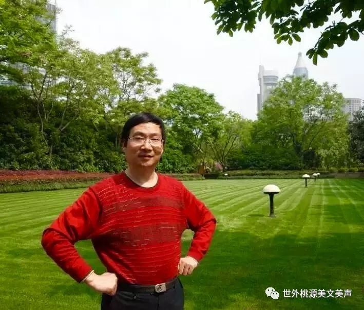 歐陽小文，最新詩迷的預測與展望