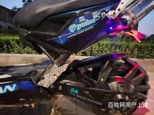 戰(zhàn)警電動(dòng)車最新款，科技與安全的完美結(jié)合